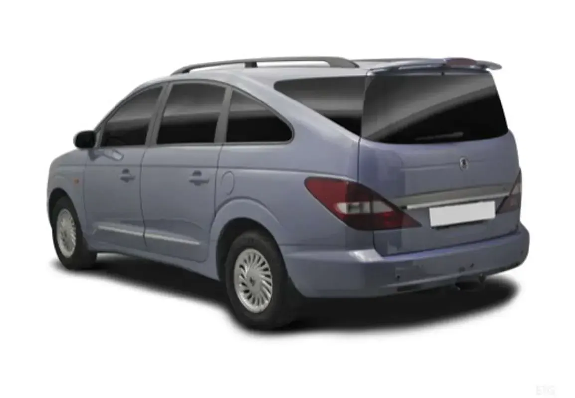 Usado SsangYong Rodius 165 CV (121 kW) 2010 Negro Monovolumen