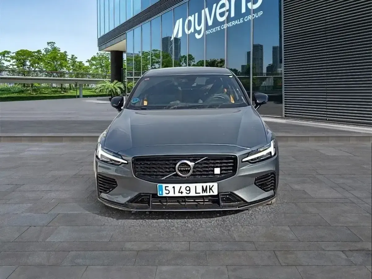 Usado Volvo S60 405 CV (297 kW) 2021 Gris / plata Berlina