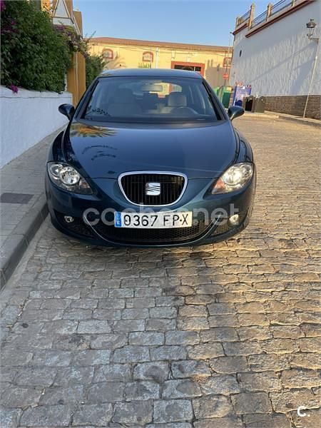 Usado Seat Leon Sport 105 CV (77 kW) 2007 Azul Berlina