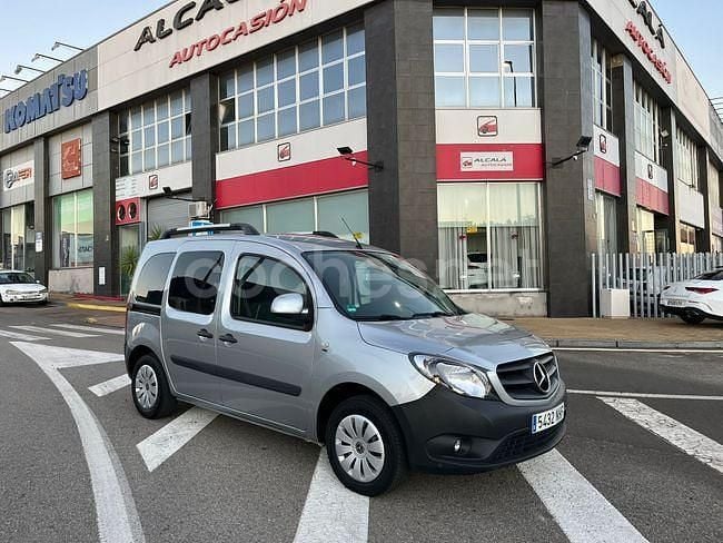Usado Mercedes Citan 111 116 CV (85 kW) 2020 Gris / plata Familiar