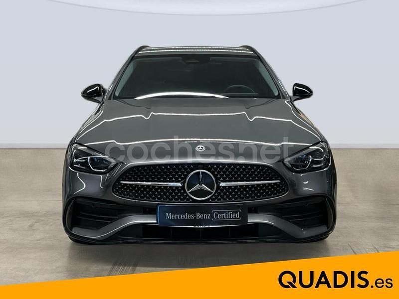Usado Mercedes C220 200 CV (147 kW) 2025 Gris / plata Familiar