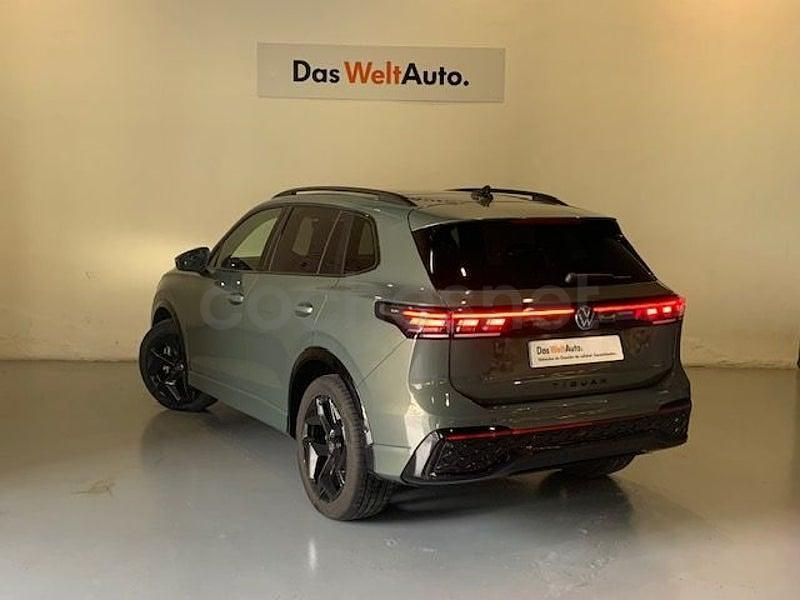 Usado VW Tiguan R-line 150 CV (110 kW) 2025 Verde SUV