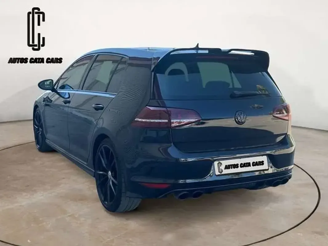 Usado VW Golf VII R 300 CV (220 kW) 2014 Negro Utilitario