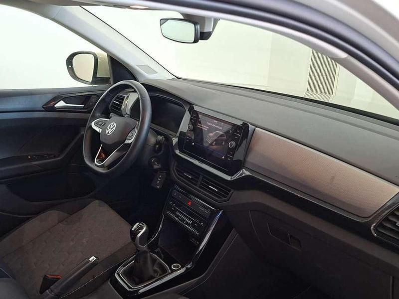 Usado VW T-Cross Life 116 CV (85 kW) 2024 Gris SUV