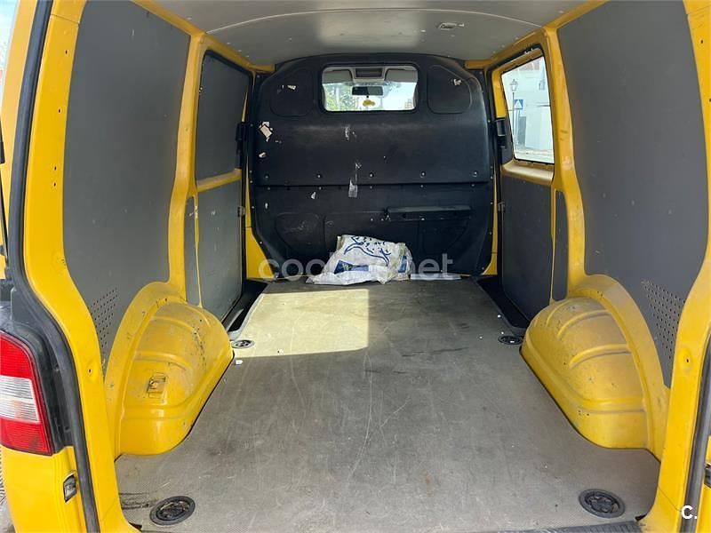 Usado VW Transporter 68 CV (50 kW) 2002 Amarillo Van
