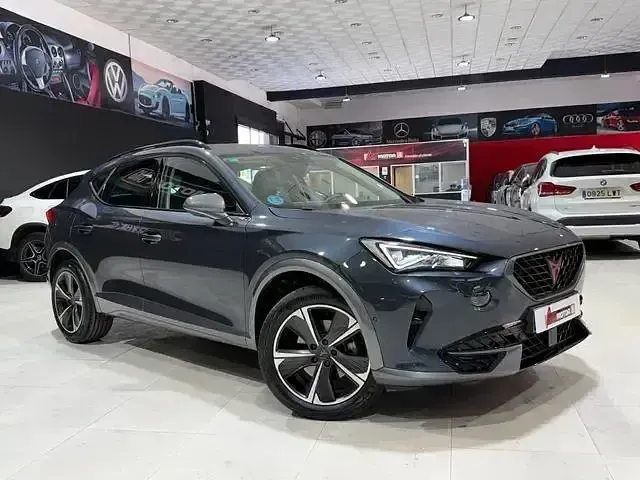 Usado Cupra Formentor 150 CV (110 kW) 2022 Gris / plata SUV
