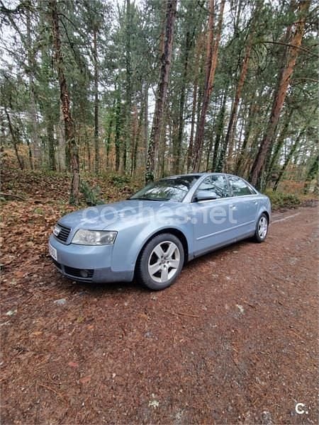 Usado Audi A4 S-Line 130 CV (95 kW) 2002 Azul Berlina