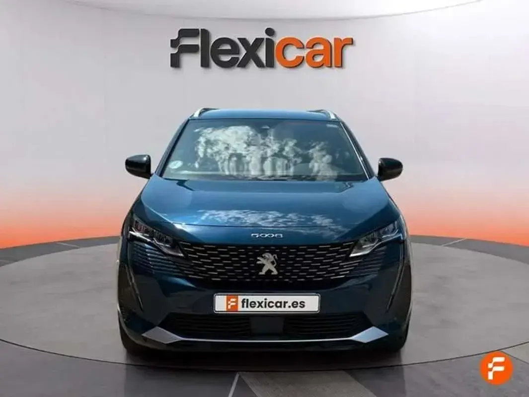 Usado Peugeot 5008 Active 131 CV (96 kW) 2023 Verde SUV