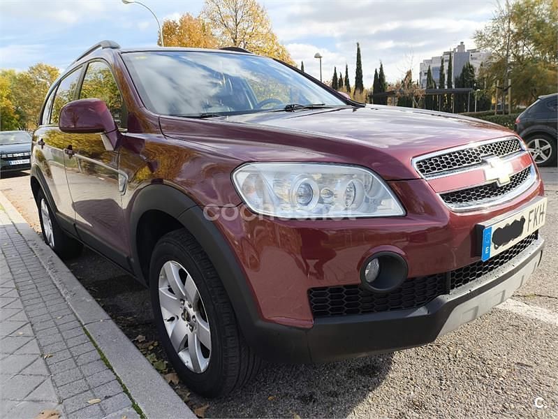 Usado Chevrolet Captiva LT 150 CV (110 kW) 2007 Granate SUV