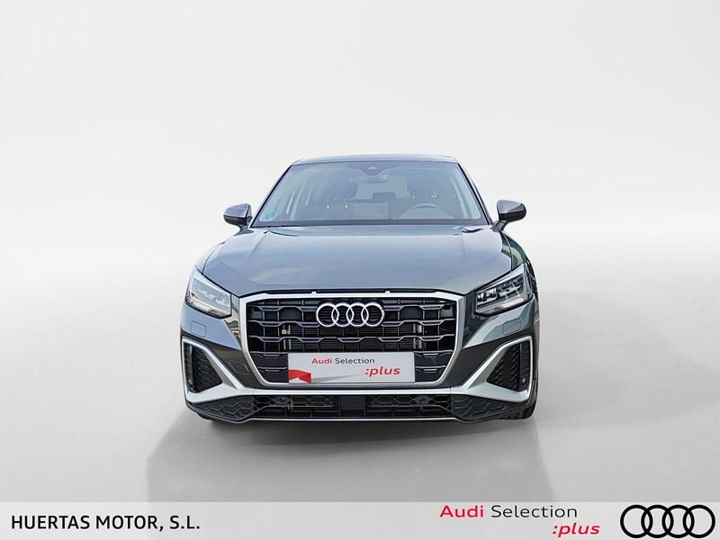 Usado Audi Q2 S-Line 116 CV (85 kW) 2025 Gris SUV