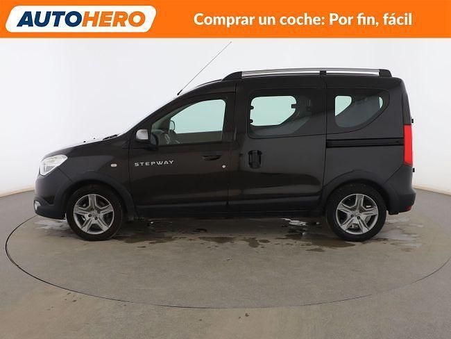 Usado Dacia Dokker Essentiel 95 CV (69 kW) 2020 Negro Monovolumen