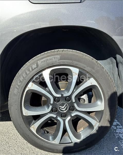 Usado Citroën Berlingo Feel 100 CV (73 kW) 2019 Gris / plata Monovolumen