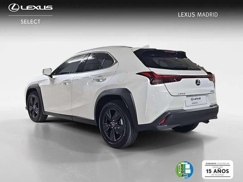 Usado Lexus UX 300h 200 CV (147 kW) 2025 Blanco SUV