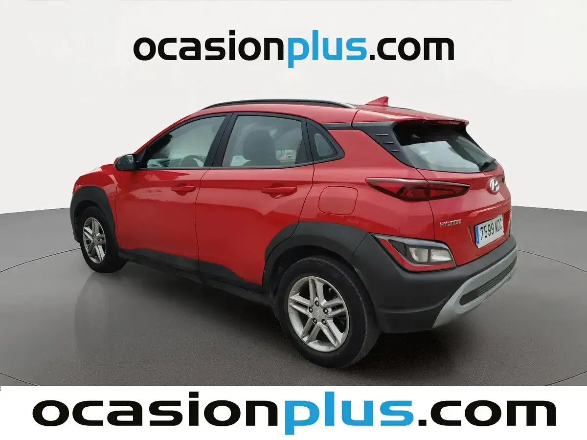 Usado Hyundai Kona 120 CV (88 kW) 2022 Rojo SUV
