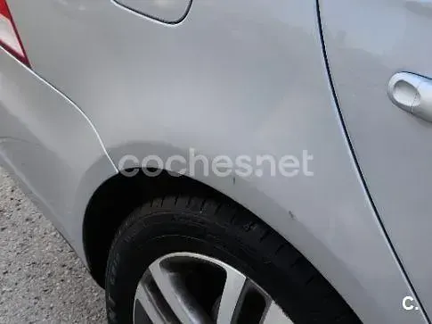 Usado VW Golf V Advance 140 CV (102 kW) 2008 Gris / plata Familiar