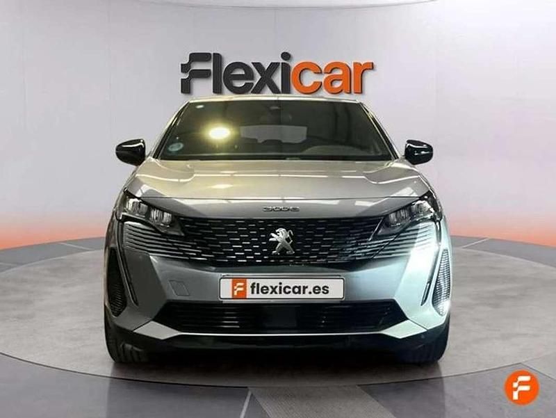 Usado Peugeot 3008 Allure 131 CV (96 kW) 2023 Gris SUV