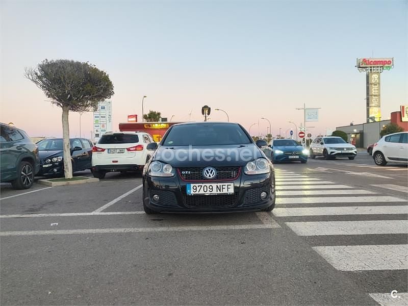 Usado VW Golf V GTI 200 CV (147 kW) 2007 Negro Berlina