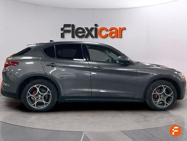 Usado Alfa Romeo Stelvio Sprint 190 CV (139 kW) 2021 Gris SUV