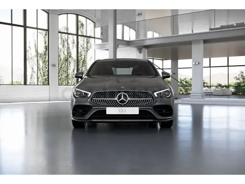 Usado Mercedes CLA250e 218 CV (160 kW) 2022 Gris / plata Coupe