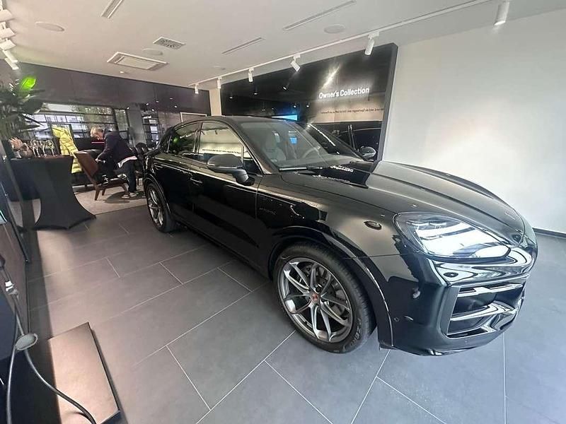 Usado Porsche Cayenne 470 CV (345 kW) 2024 Negro SUV