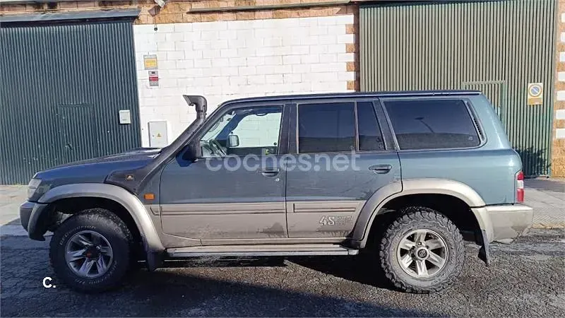 Usado Nissan Patrol Comfort 158 CV (116 kW) 2001 Verde SUV