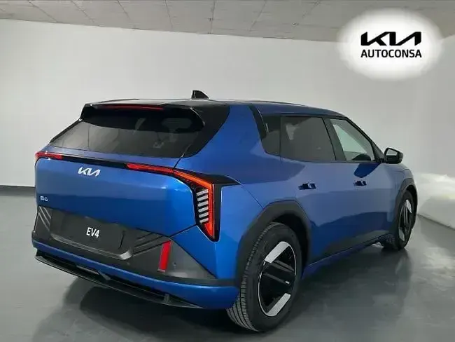 Nieuw Kia EV4 Launch Edition 150 kW (204 PK) 2026 Blauw Sedan