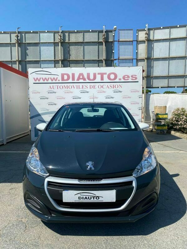 Usado 2018 Peugeot 208 Style Utilitario | 13.900 € - Imagen 1/4