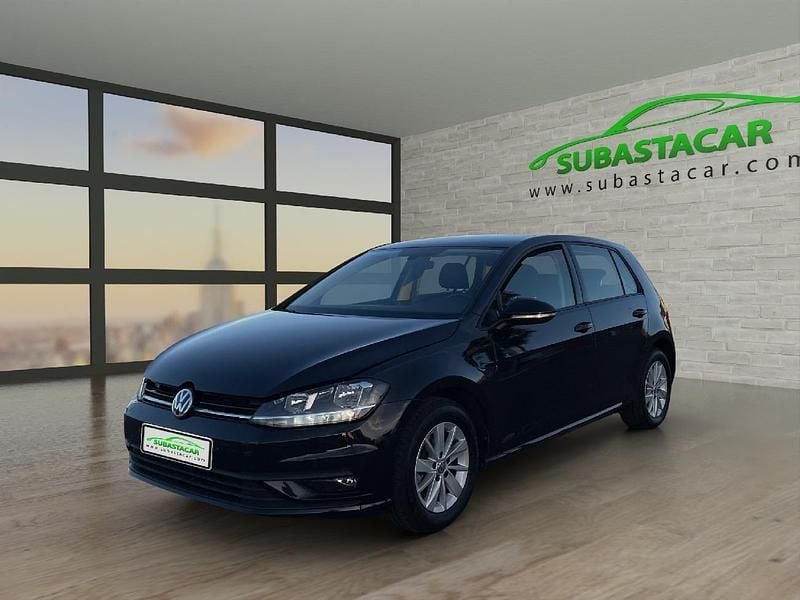 Usado VW Golf VII 115 CV (84 kW) 2019 Negro Utilitario