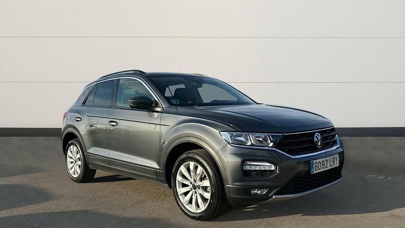 Gris / plata Usado 2021 VW T-Roc Advance SUV | 24.700 € (Precio justo) - Imagen 1/4