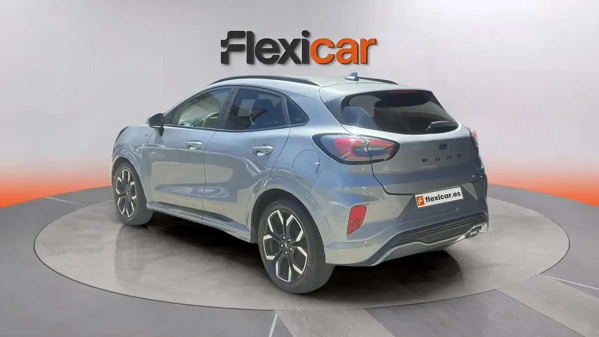 Usado Ford Puma ST-Line 125 CV (91 kW) 2023 Gris SUV
