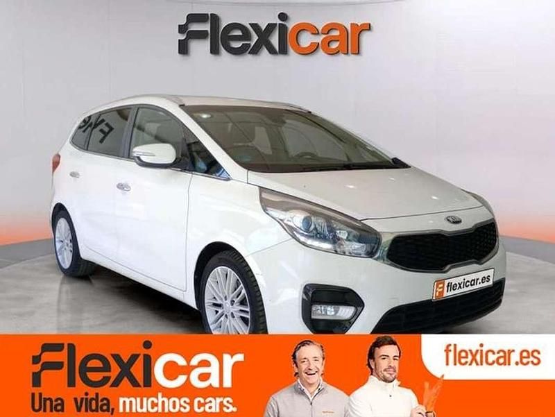 Usado Kia Carens 136 CV (100 kW) 2018 Blanco Monovolumen