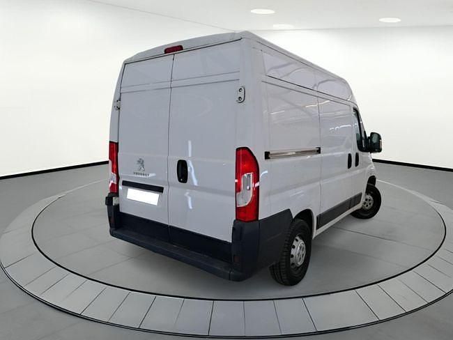 Usado Peugeot Boxer Premium 111 CV (81 kW) 2019 Blanco Van