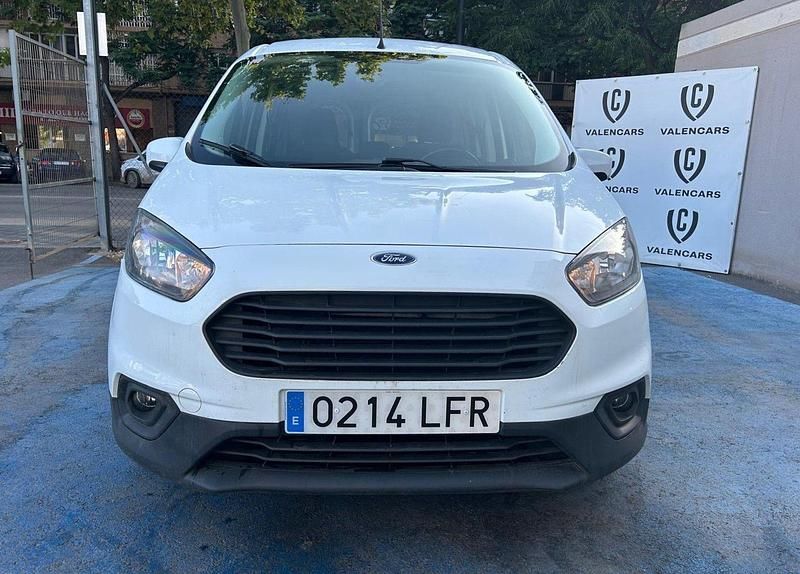Usado Ford Transit Trend 100 CV (73 kW) 2020 Blanco Familiar