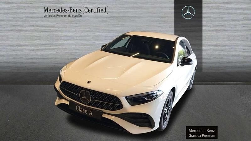 Usado Mercedes A250 163 CV (119 kW) 2024 Blanco Berlina