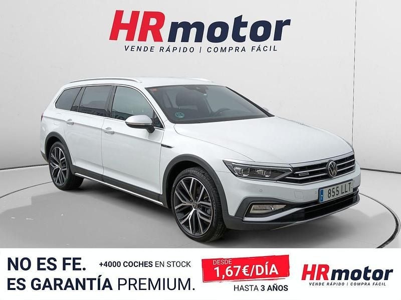 Usado VW Passat Alltrack 200 CV (147 kW) 2020 Blanco Familiar