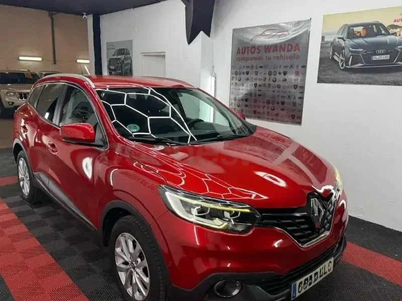 Usado Renault Kadjar Business 115 CV (84 kW) 2019 Granate SUV