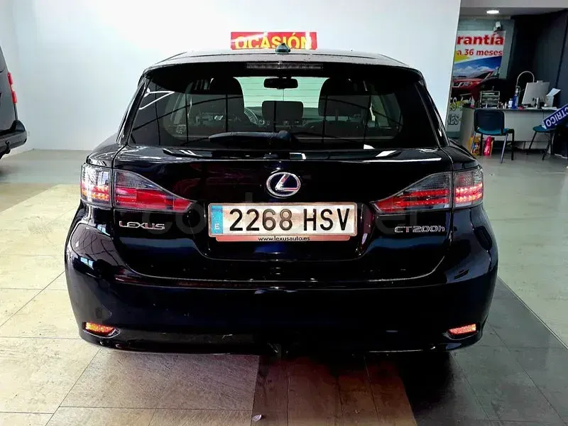 Usado Lexus CT200h 136 CV (100 kW) 2013 Azul Berlina