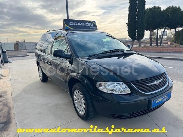 Negro Usado 2002 Chrysler Grand Voyager Monovolumen | 3990 € (Un poco caro) - Imagen 1/4