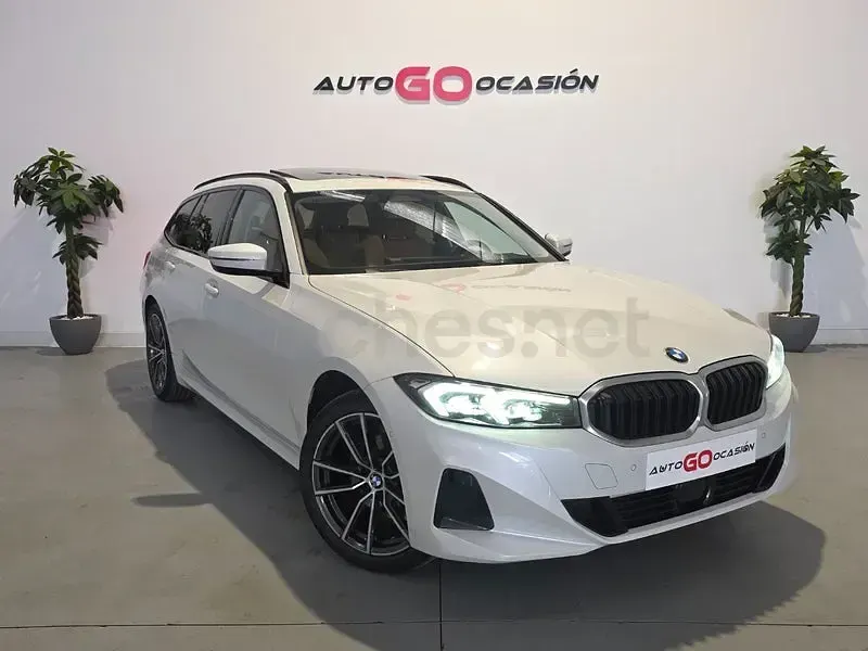 Usado BMW 320 Comfort Edition 184 CV (135 kW) 2023 Blanco Familiar