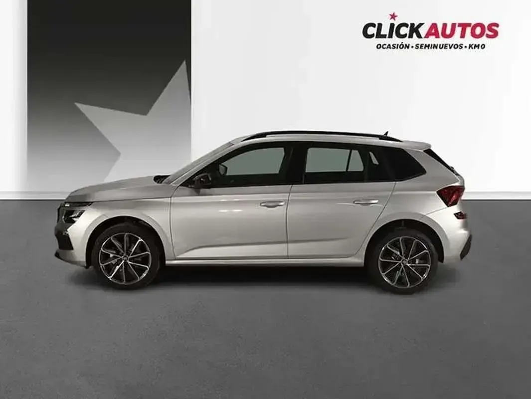 Usado Skoda Kamiq Sport 116 CV (85 kW) 2025 Plateado SUV
