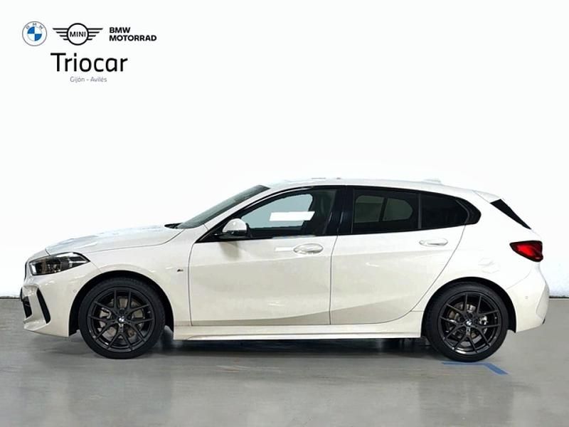 Usado BMW 118 Comfort Edition 140 CV (102 kW) 2024 Pintura sólida alpinweiss Utilitario