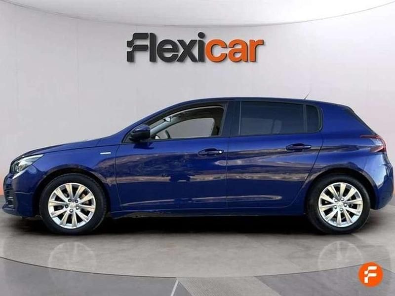 Usado Peugeot 308 Access 110 CV (80 kW) 2020 Azul Utilitario