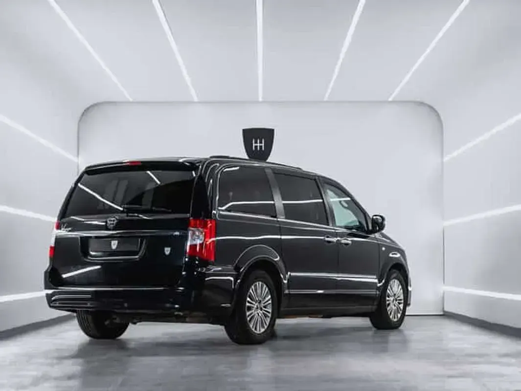 Usado Lancia Voyager Gold 163 CV (119 kW) 2013 Monovolumen
