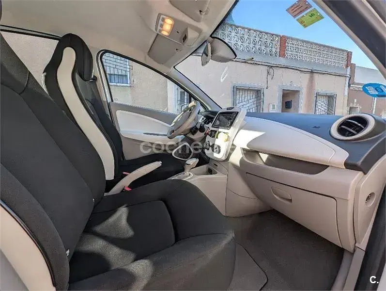 Usado Renault Zoe Intens 2018 Eléctrico Utilitario