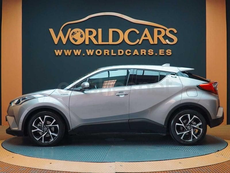 Usado Toyota C-HR Advance 122 CV (89 kW) 2019 Gris / plata SUV