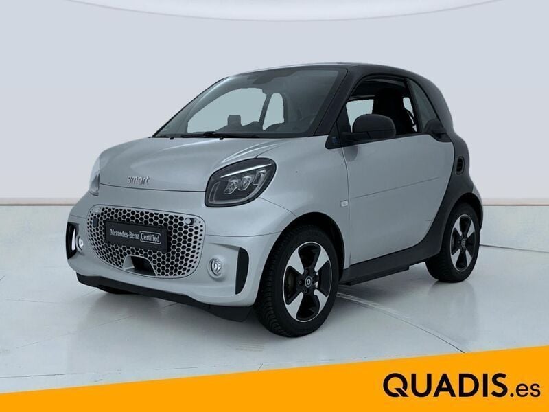 Gris plata Usado 2023 Smart ForTwo Electric Drive Passion Coupe | 17.900 € (Buen precio) - Imagen 1/4