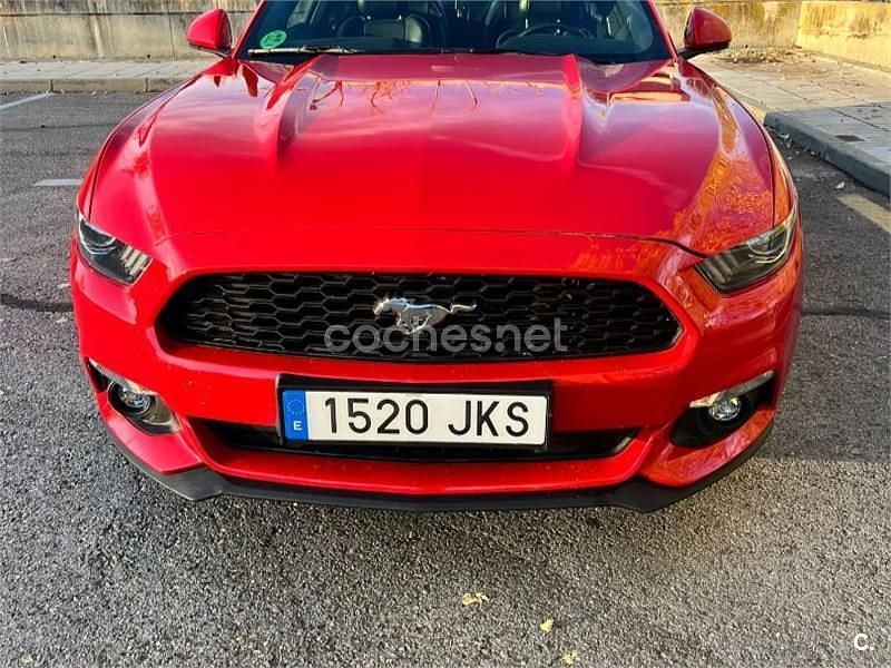 Rojo Usado 2015 Ford Mustang Fastback Coupe | 27.499 € (Precio justo) - Imagen 1/4