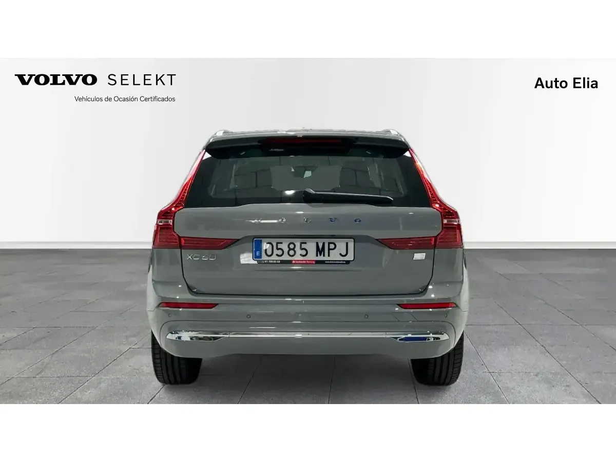 Usado Volvo XC60 Core 350 CV (257 kW) 2024 Otro SUV