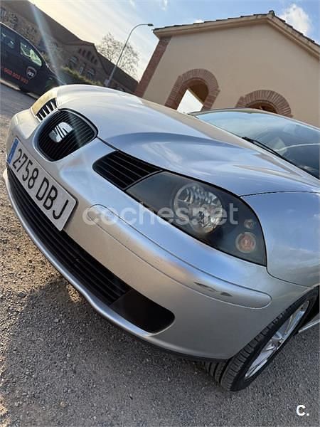 Käytetty Seat Ibiza Reference 64 HP (47 kW) 2004 Harmaa Viistoperä