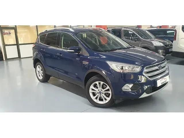 Käytetty Ford Kuga Titanium 178 HP (130 kW) 2018 Sininen Katumaasturi